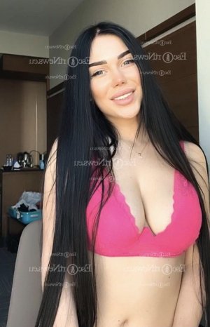 Enise happy ending massage in San Germán PR and escorts